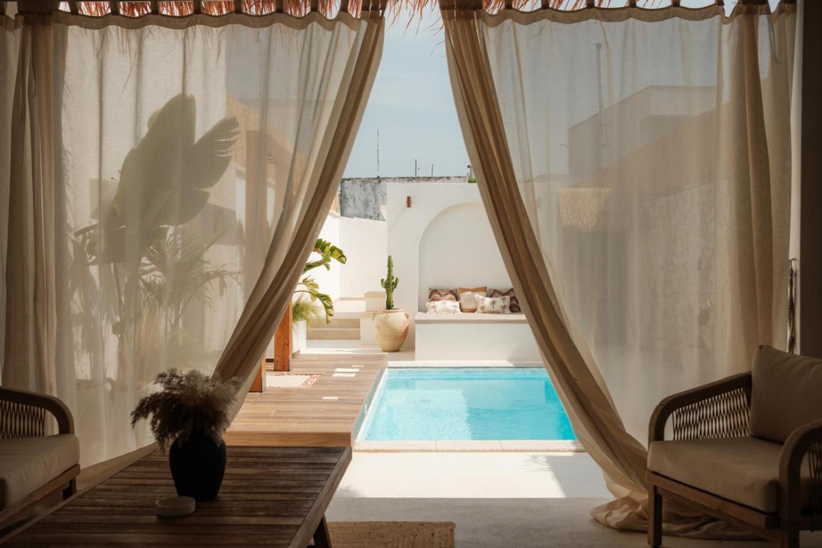 Villa Midi Pool & *